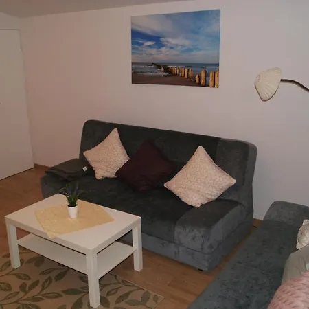 Lesny Zakatek Orman Evi Lubiatowo (Pomerania)