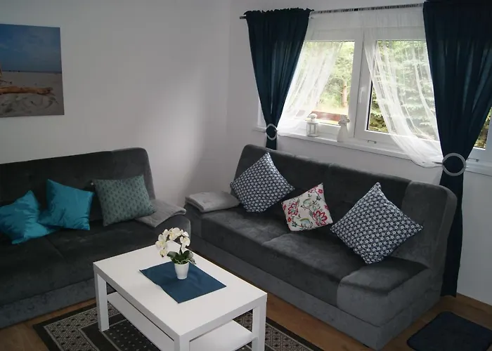 Jaktstuga Lesny Zakatek Lubiatowo (Pomerania)